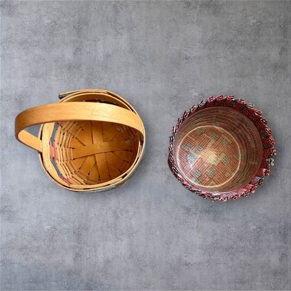 1997 Longaberger Inaugural Basket with protector and liner - Picture 4 of 5